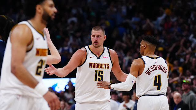 Nikola Jokic Catatkan Sejarah NBA: Jadi Pemain Ketiga dengan Rata-rata Triple-Double dalam Satu Musim-nexzine.id