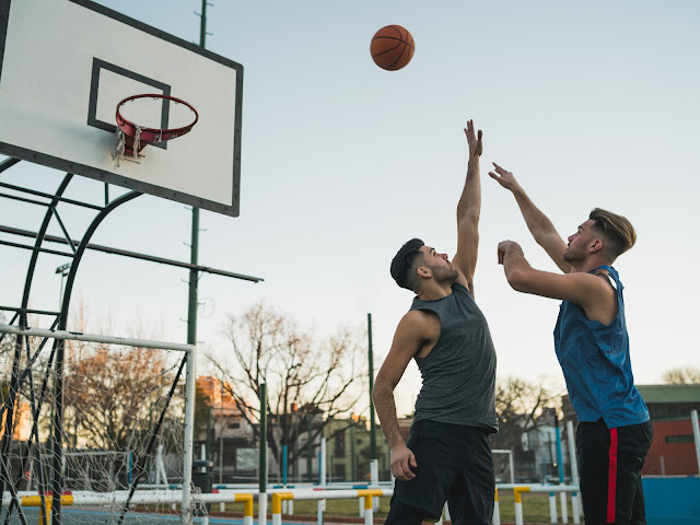 5 Kesalahan Pemula Saat Main Basket dan Cara Menghindarinya-nexzine.id 5 Kesalahan Pemula Saat Main Basket dan Cara Menghindarinya-nexzine.id