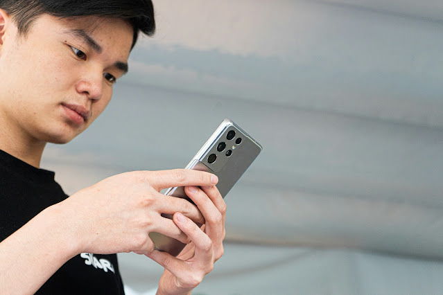 Kenapa Gen Z Lebih Suka Scroll TikTok dari pada Nonton TV-nexzine.id Kenapa Gen Z Lebih Suka Scroll TikTok dari pada Nonton TV-nexzine.id