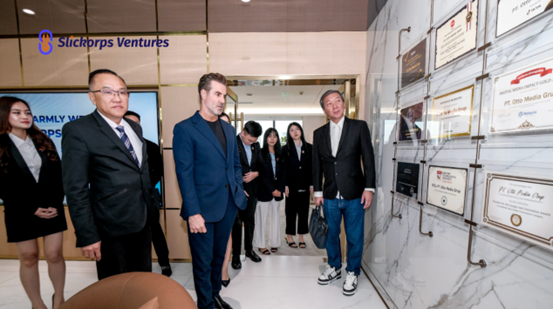 Kunjungan Slickorps Ventures ke Jakarta: Bersama Otto Media Menjelajahi Peluang Baru AI Finansial di Asia Tenggara-nexzine.id Kunjungan Slickorps Ventures ke Jakarta: Bersama Otto Media Menjelajahi Peluang Baru AI Finansial di Asia Tenggara-nexzine.id
