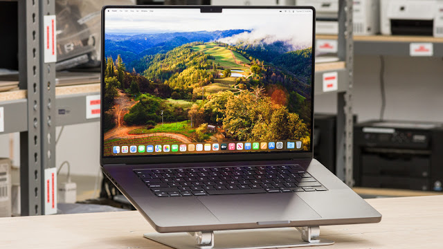 2 MacBook Terbaik di Tahun 2025: Rekomendasi untuk Produktivitas dan Kreativitas Tanpa Batas