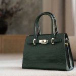 Di Balik Kemewahan Brand Dunia: Benarkah Produk Luxury Dibuat di China?
