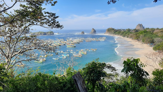 Pantai Papuma, Surga Tersembunyi di Jember yang Wajib Dikunjungi!