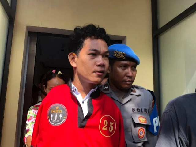 Majelis Hakim Pengadilan Negeri Mataram menjatuhkan vonis 10 tahun penjara kepada Agus Buntung