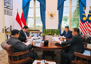 Presiden Prabowo Gelar Rapat Terbatas Bahas Deregulasi Ekonomi dan Hubungan Dagang dengan AS