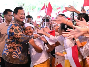 Presiden Prabowo Tegaskan Pelayanan Publik Harus Efisien