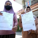 123 Siswa Gagal Diterima di SMAN 1 Giri Akibat Error Sistem SPMB Jatim, Orang Tua Merasa Kena Prank
