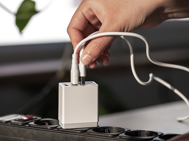Perbedaan Charger PD dan QC – Mana yang Aman untuk HP Kamu?