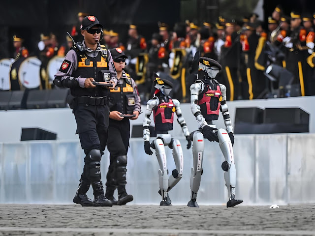 Polri Pamer Robot di HUT Bhayangkara ke-79: Inovasi Teknologi atau Pemborosan Anggaran?