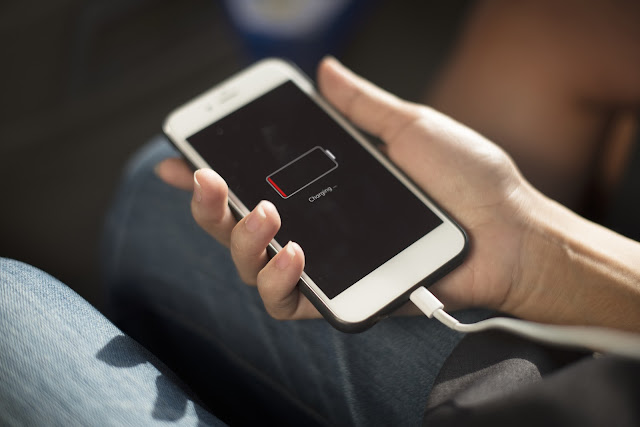 Bahaya Charger KW dan Cara Membedakannya dari Asli