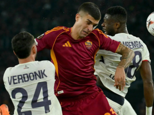 Calvin Verdonk Main 70 Menit, Lille Taklukkan AS Roma Meski Roma Dapat Tiga Penalti