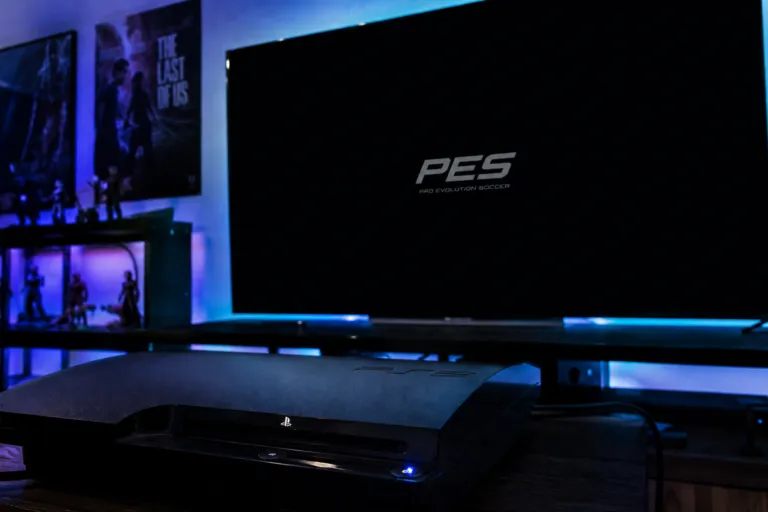 Panduan lengkap cara mengatasi masalah PES PS3 black screen saat load game agar bisa dimainkan kembali dengan lancar.