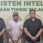 Tim Tabur Intelijen Kejati Sulut saat menangkap buron kasus perlindungan anak bernama Indra di Minahasa Utara setelah 3 tahun melarikan diri.
