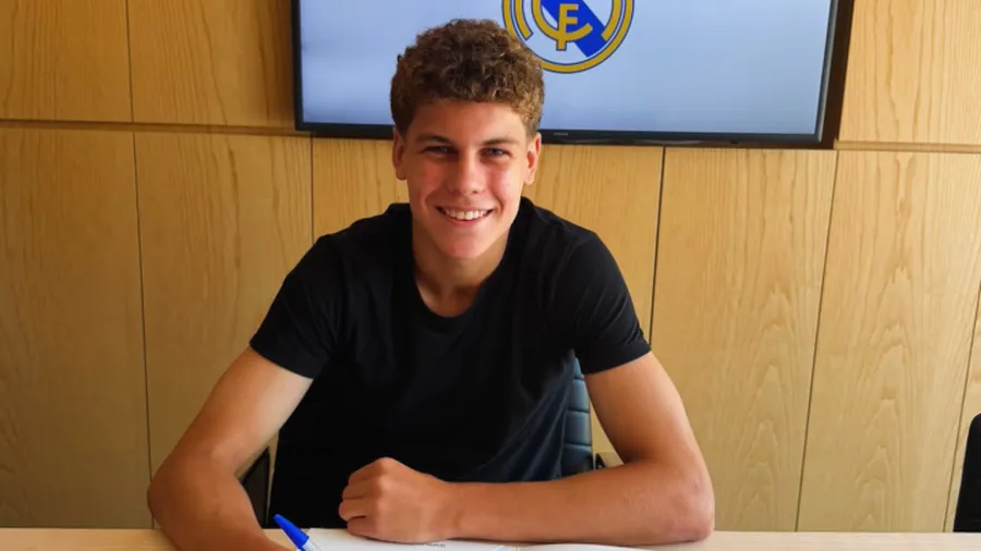 Dua pemain muda bertalenta Swiss, Quim Kuhlmann dan Tegra Bolongo, siap bergabung dengan Real Madrid dan Juventus.