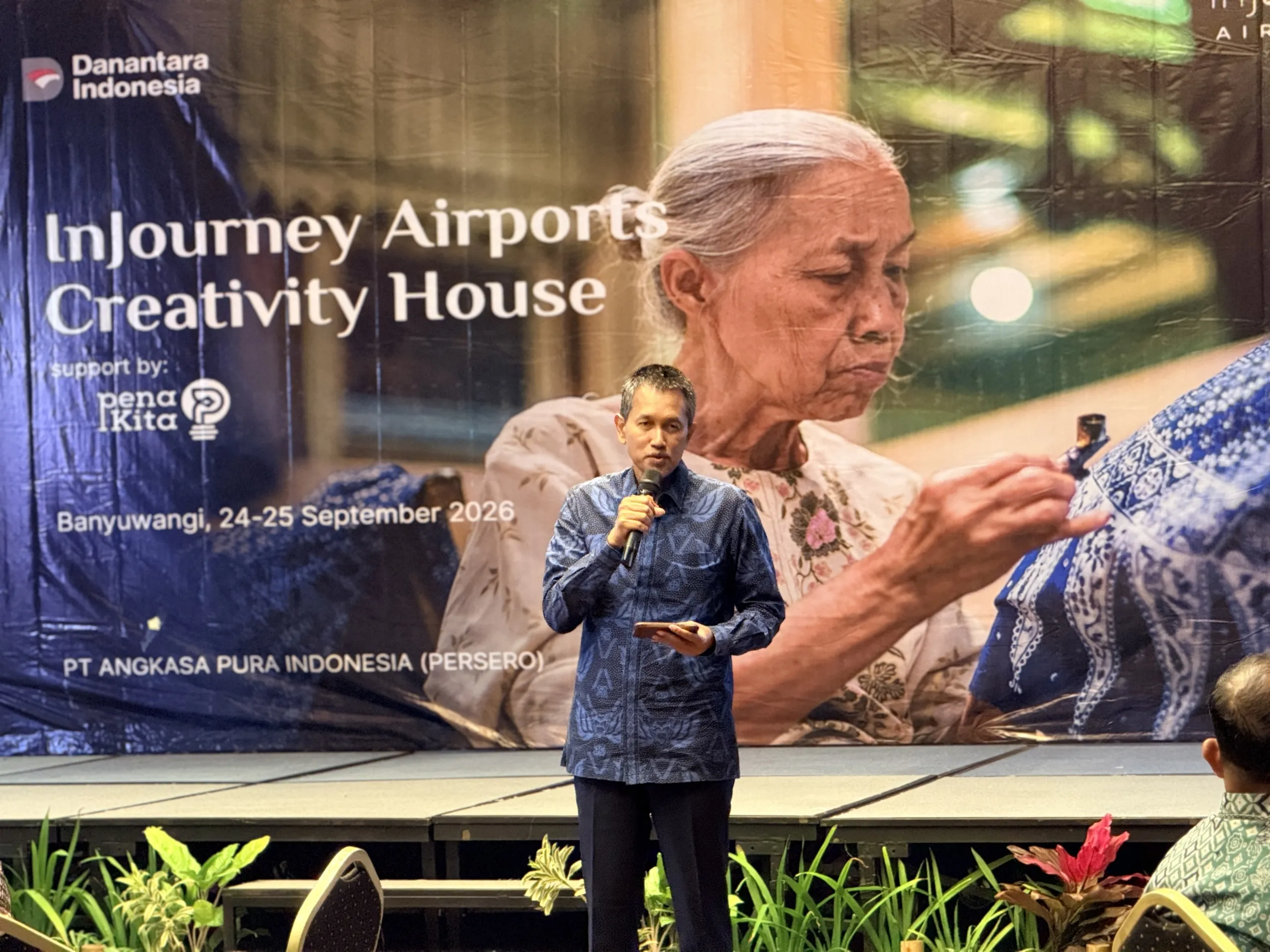 Pelaku UMKM Banyuwangi mengikuti pelatihan digital dan inkubasi bisnis InJourney Airports.
